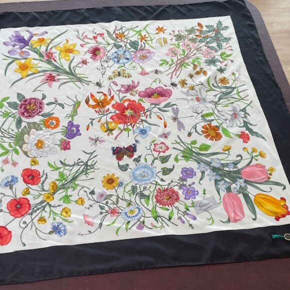 Gucci 100% Silk  Floral Scarf - Picture 1 of 4